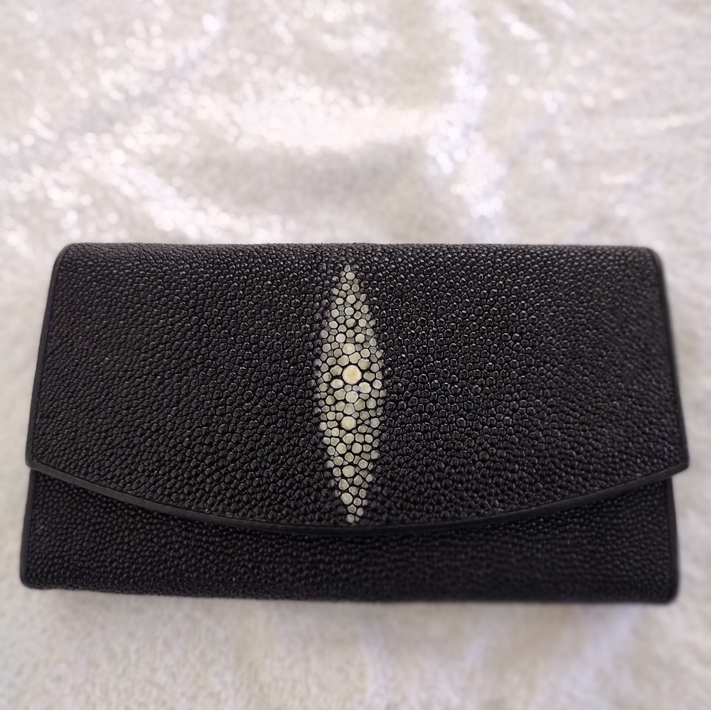 Women's Genuine Stingray Leather Wallet Black